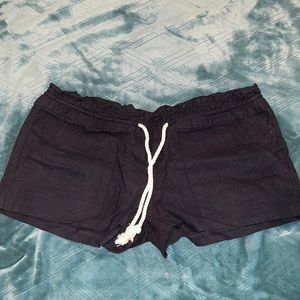 Roxy size L black board shorts